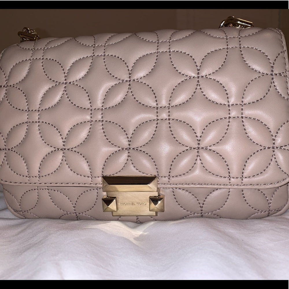 🌟🌟🌟Authentic Michael Kors purse🌟🌟🌟